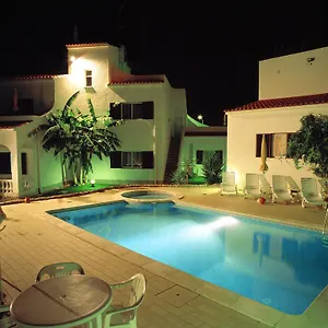Dona Ana Garden Gasthuis Lagos