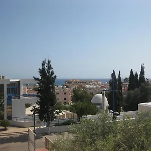  מלון דירות Simos Magic Apts קפריסין